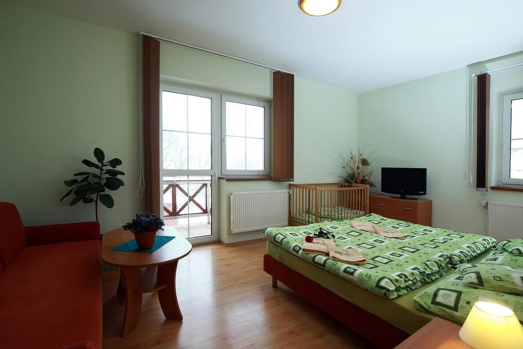 Wellness Penzion Pod Rozhlednou Kostelec nad Orlicí 客房 照片
