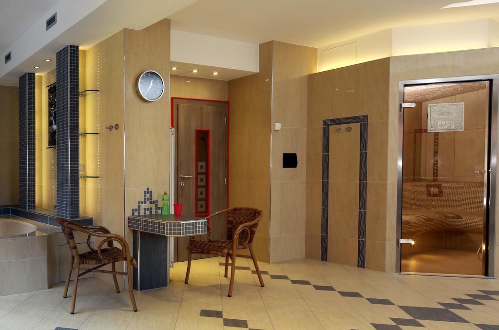 Wellness Penzion Pod Rozhlednou Kostelec nad Orlicí 外观 照片